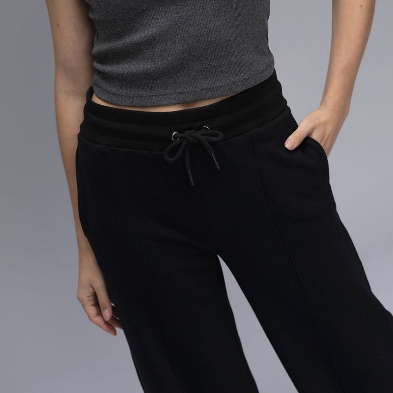image-900649dcc22a4a8d8721bc94ecf7f875
