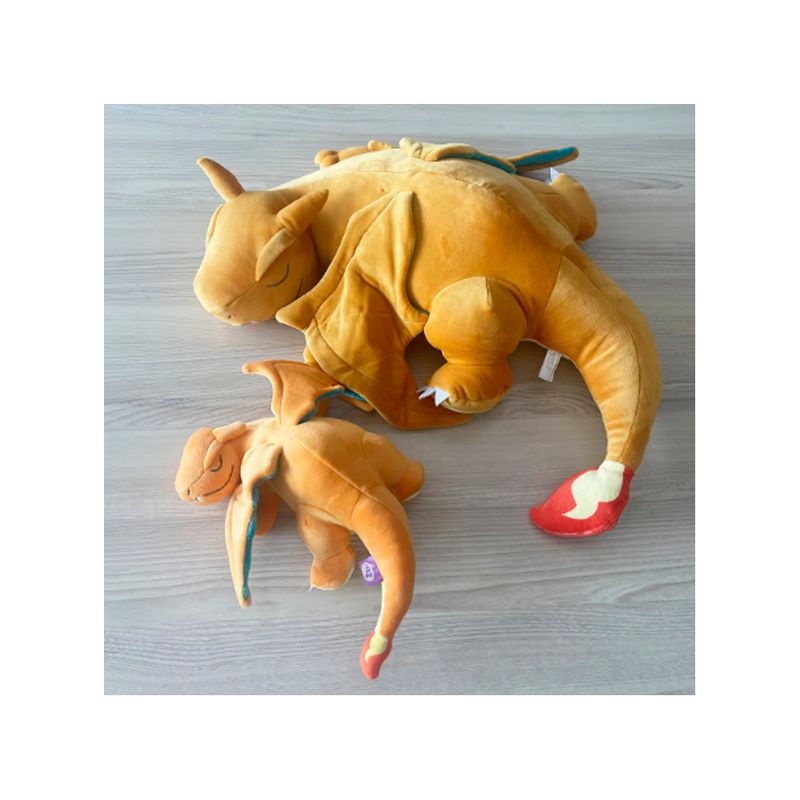 Pokemon-Peluche-Charizard-durmiendo-28-cm