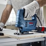 Sierra-Caladora-Bosch-GST-680-20-mm-500W