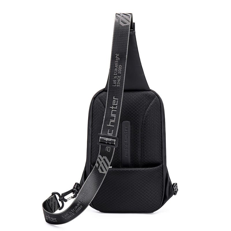 Mochila-Pechera-Hombre-Arctic-Hunter-0126-Negro
