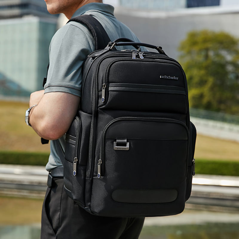 Mochila-Hombre-Arctic-Hunter-0492-Viaje-Laptop-Negro