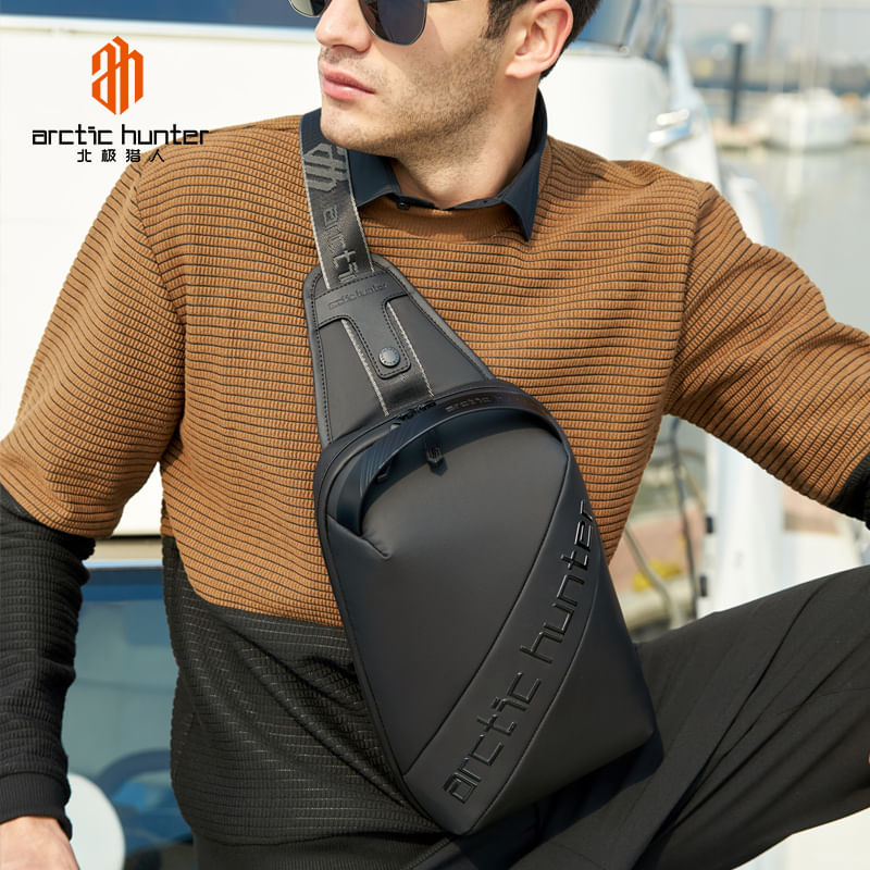 Mochila-Pechera-Hombre-Arctic-Hunter-0121-Negro