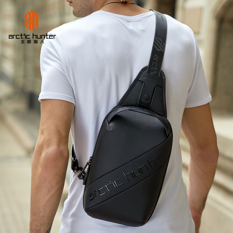 Mochila-Pechera-Hombre-Arctic-Hunter-0121-Negro