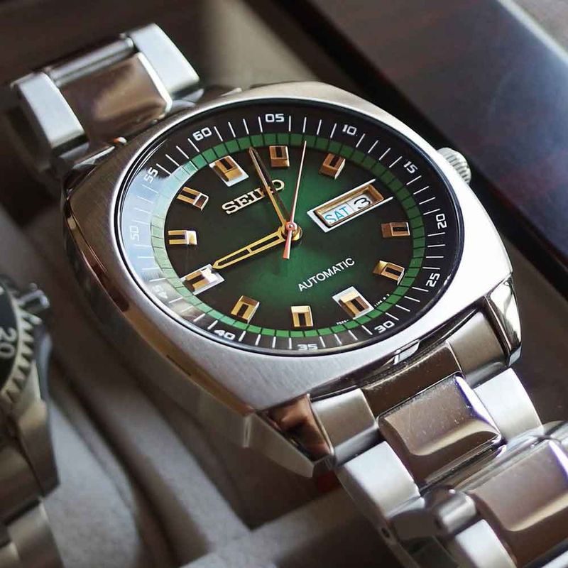 Reloj-Seiko-Recraft-SNKM97-Automatico-Fecha-Acero-Inoxidable-Dial-Verde