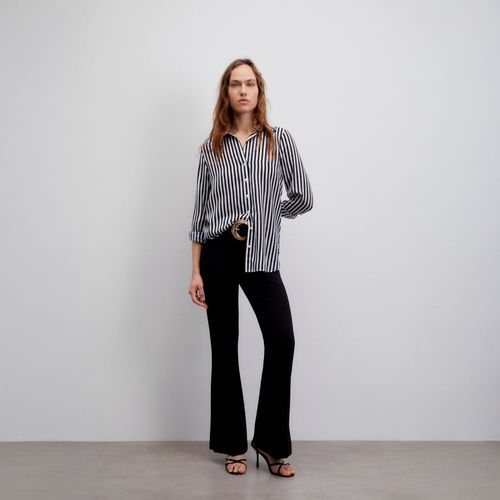 Blusa Mujer Sfera Satinada Rayas Azul Marino