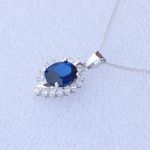 Collar-oval-con-corte-circular