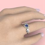 Anillo-rosa-con-corte-circular
