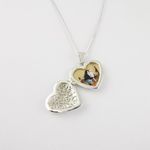 Collar-relicario-calado