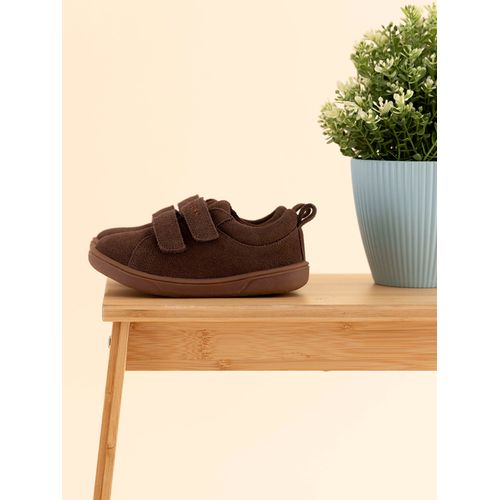 ZAPATILLA PARA NIÑO CUERO HOBART MARRÓN HUSH PUPPIES