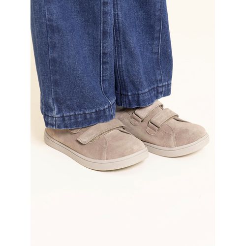 ZAPATILLA PARA NIÑA CUERO HOBART BEIGE HUSH PUPPIES