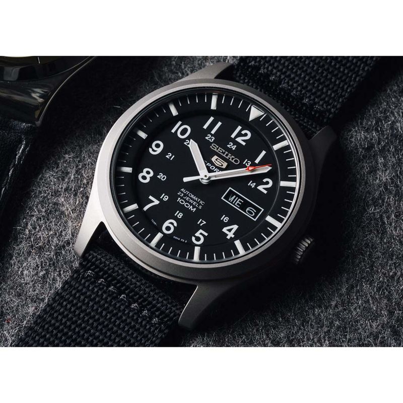 Reloj-Seiko-5-Sports-SNZG15-Automatico-Fecha-Acero-Inoxidable-Mate-Correa-de-Nailon-Negro