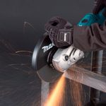 Esmeril-Angular-Electrico-Makita-2200W-7--GA7020