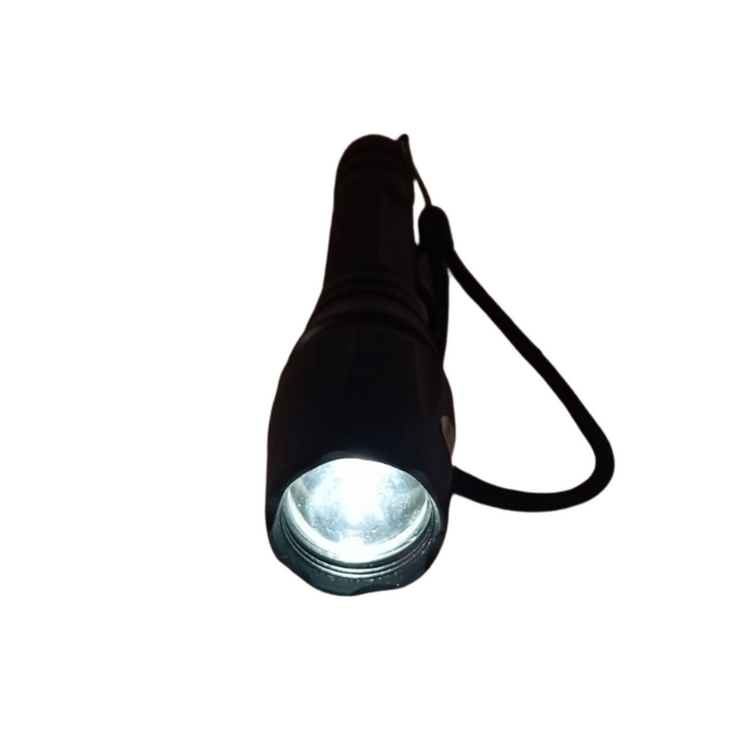 LINTERNA-MILITAR-LED-RECARGABLE-ZOOM---EWTTO-8021