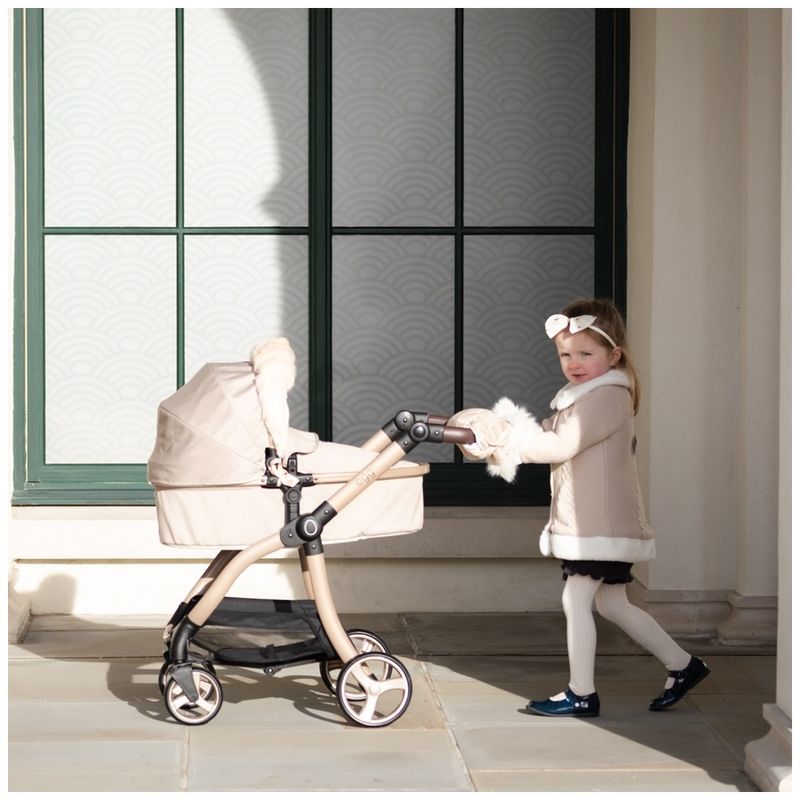 -COCHE-PARA-MUÑECAS-ROMA-PRAMS-EGG-FEATHER