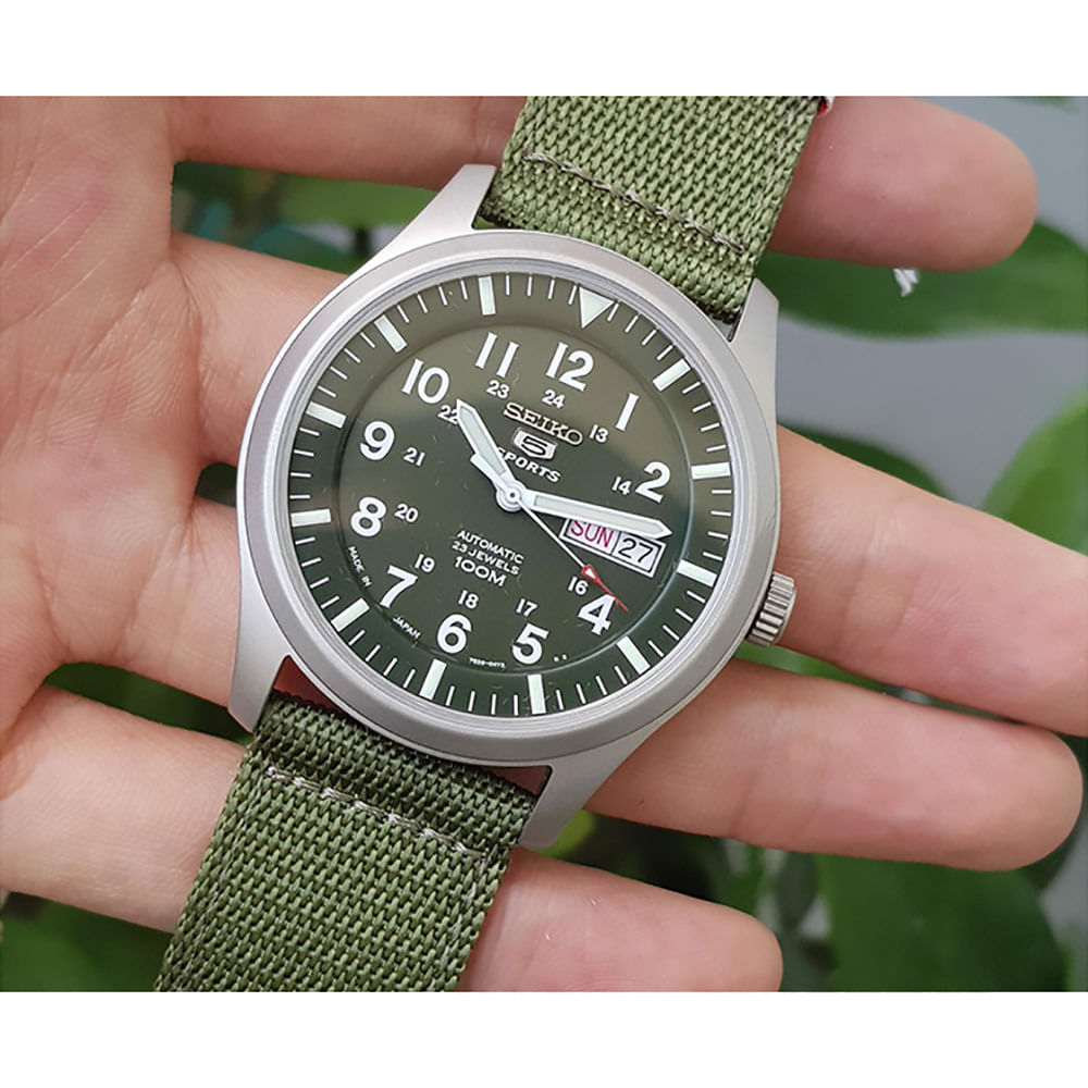 Reloj Seiko Sports SNZG09 Automatico Correa de Nailon Verde