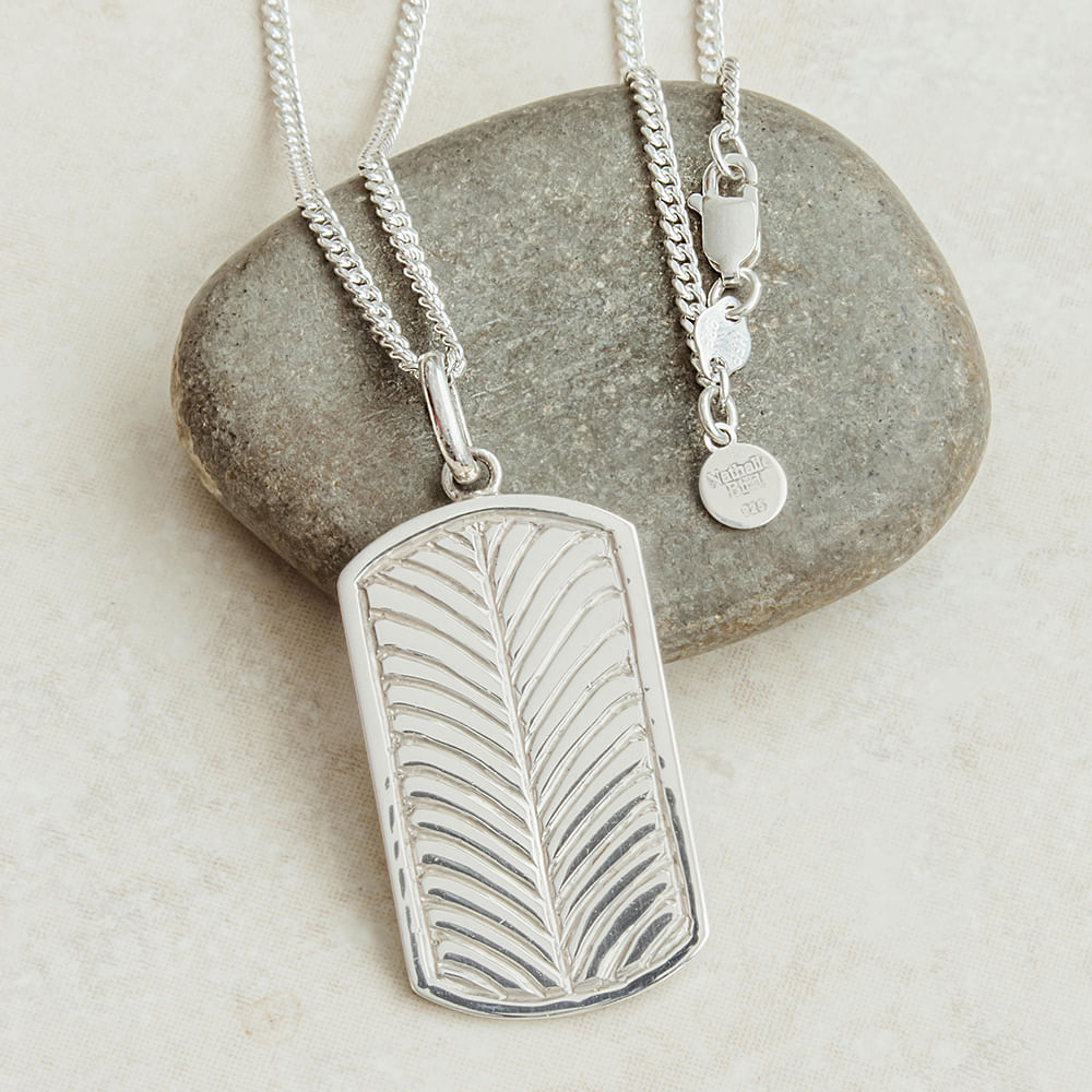 Colección M - Collar Placa Pluma Silver