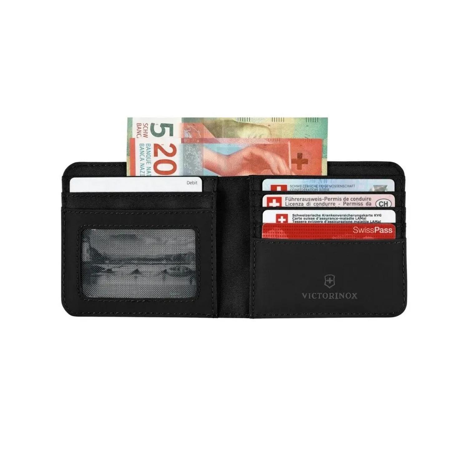 Billetera Victorinox Bi-Fold Travel Essential 653363 - Negra