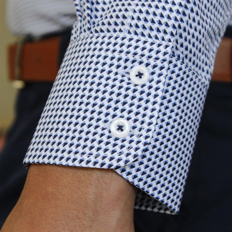 camisa-sport-100--algodon-blanca-con-diseño-azul-M